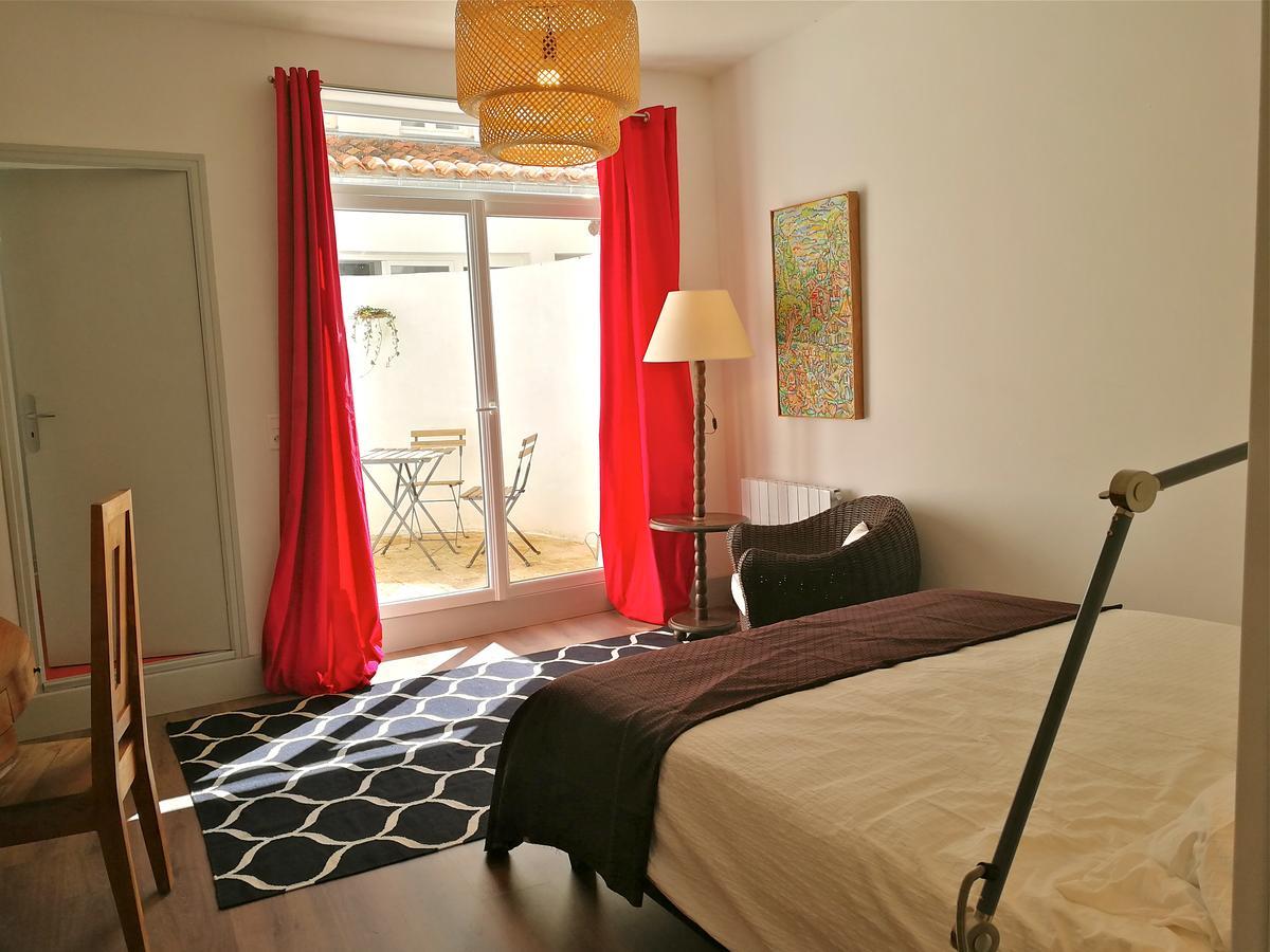 La Loge Du Theatre - Saintes Appartement Buitenkant foto